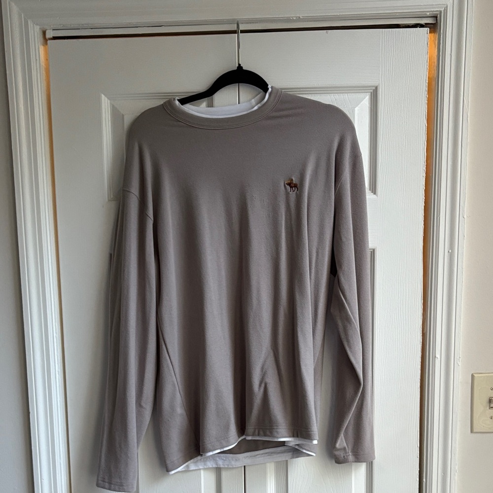 Men's Gray Long Sleeve Shirt